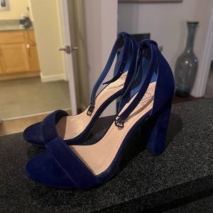 Purple/blue velvet heels
